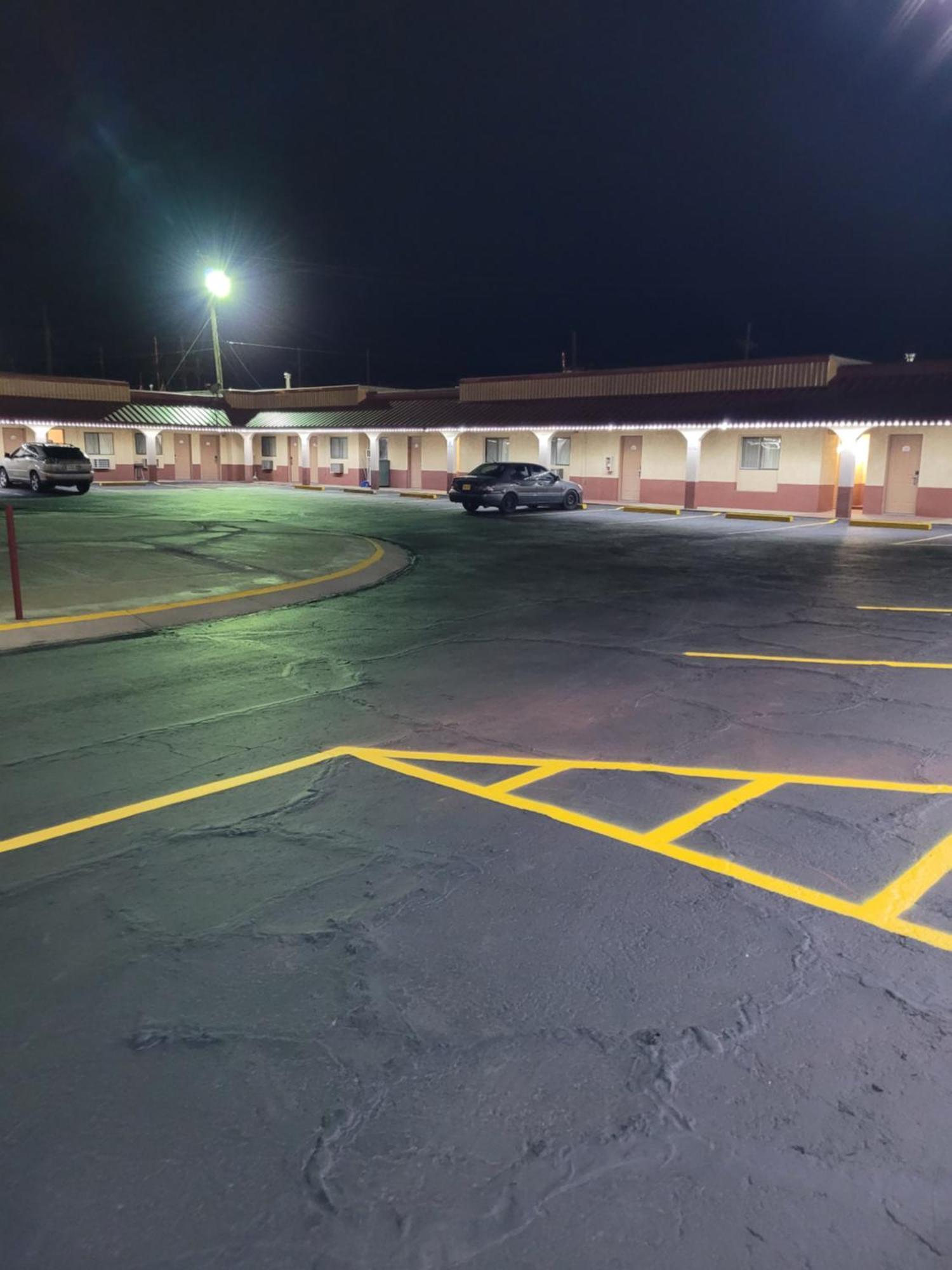 Sands Motel Portales Dış mekan fotoğraf